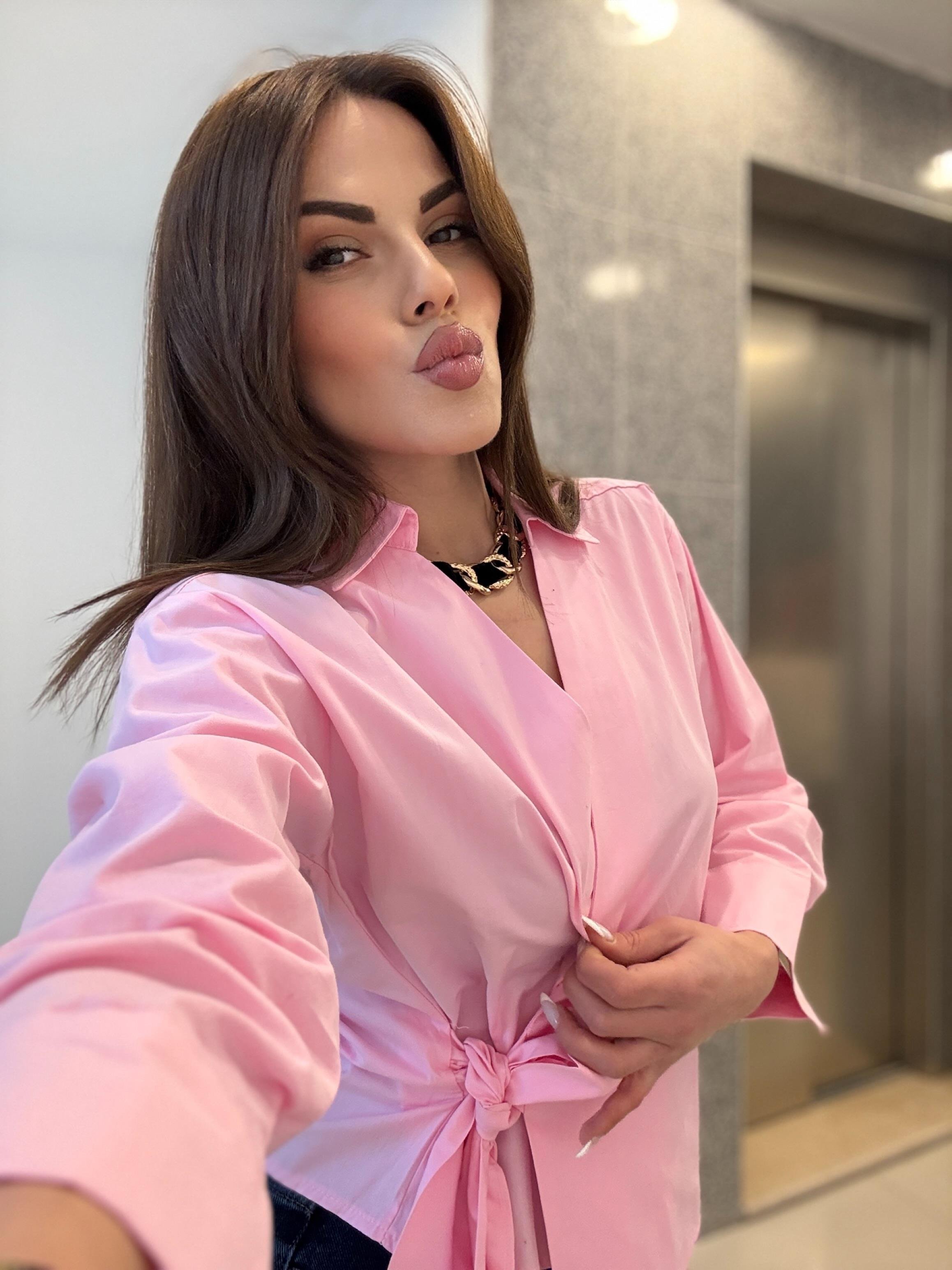 YANDAN BAĞLAMALI TASARIM GÖMLEK PEMBE