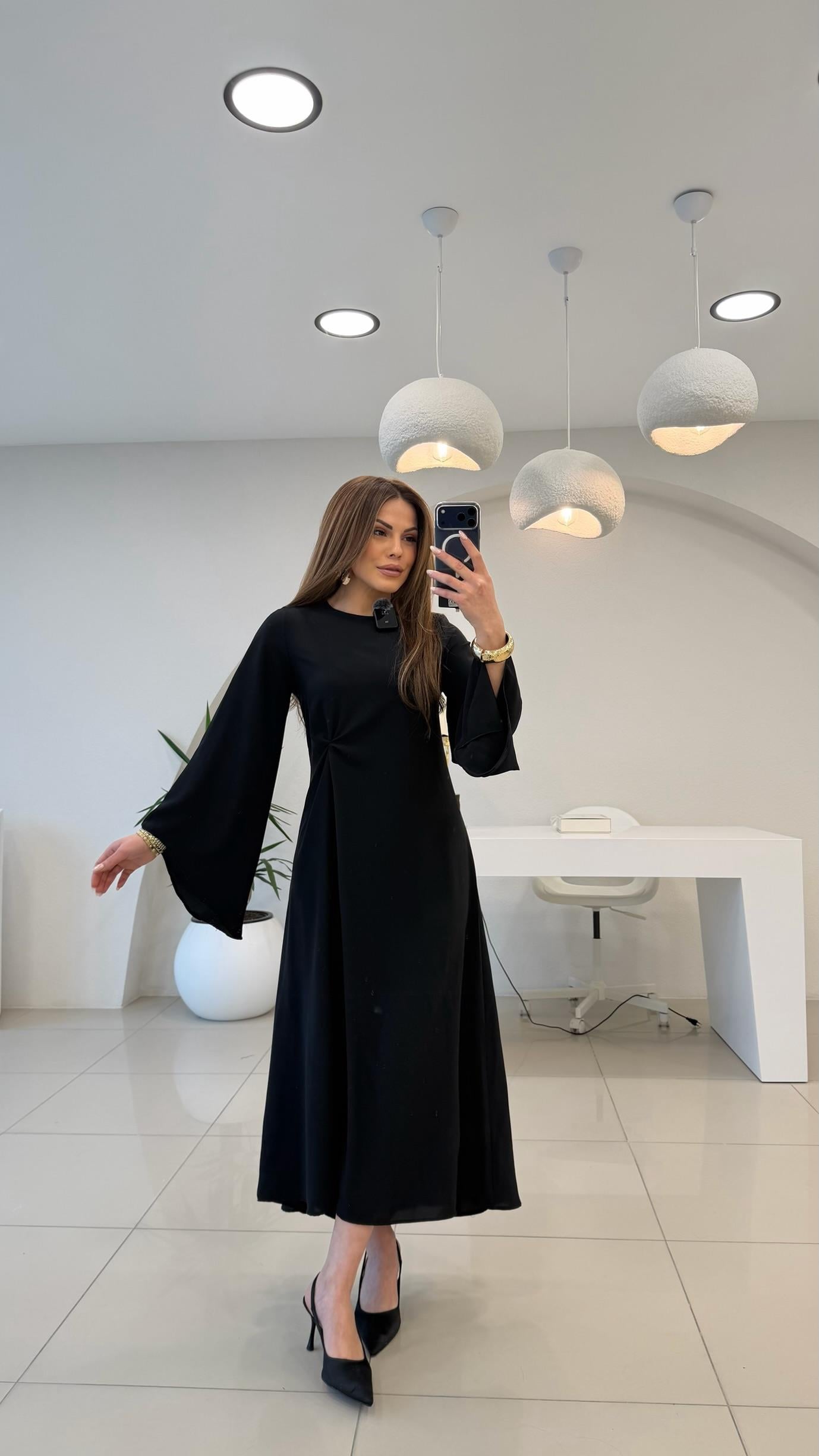 YARASA KOL DRAPELİ ELBİSE 