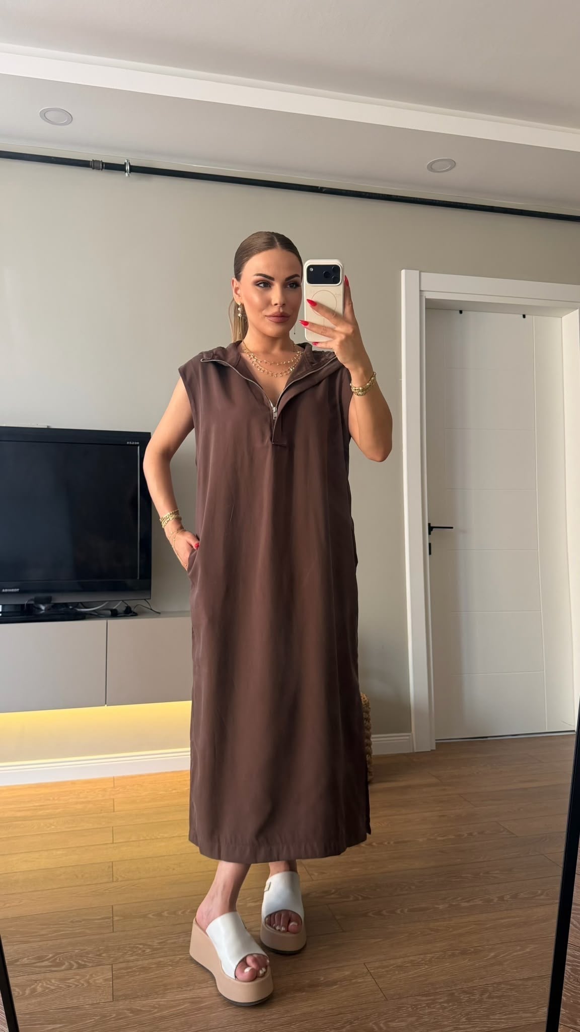 Yarım Fermuarlı Kapşonlu Tensel Elbise Kahverengi