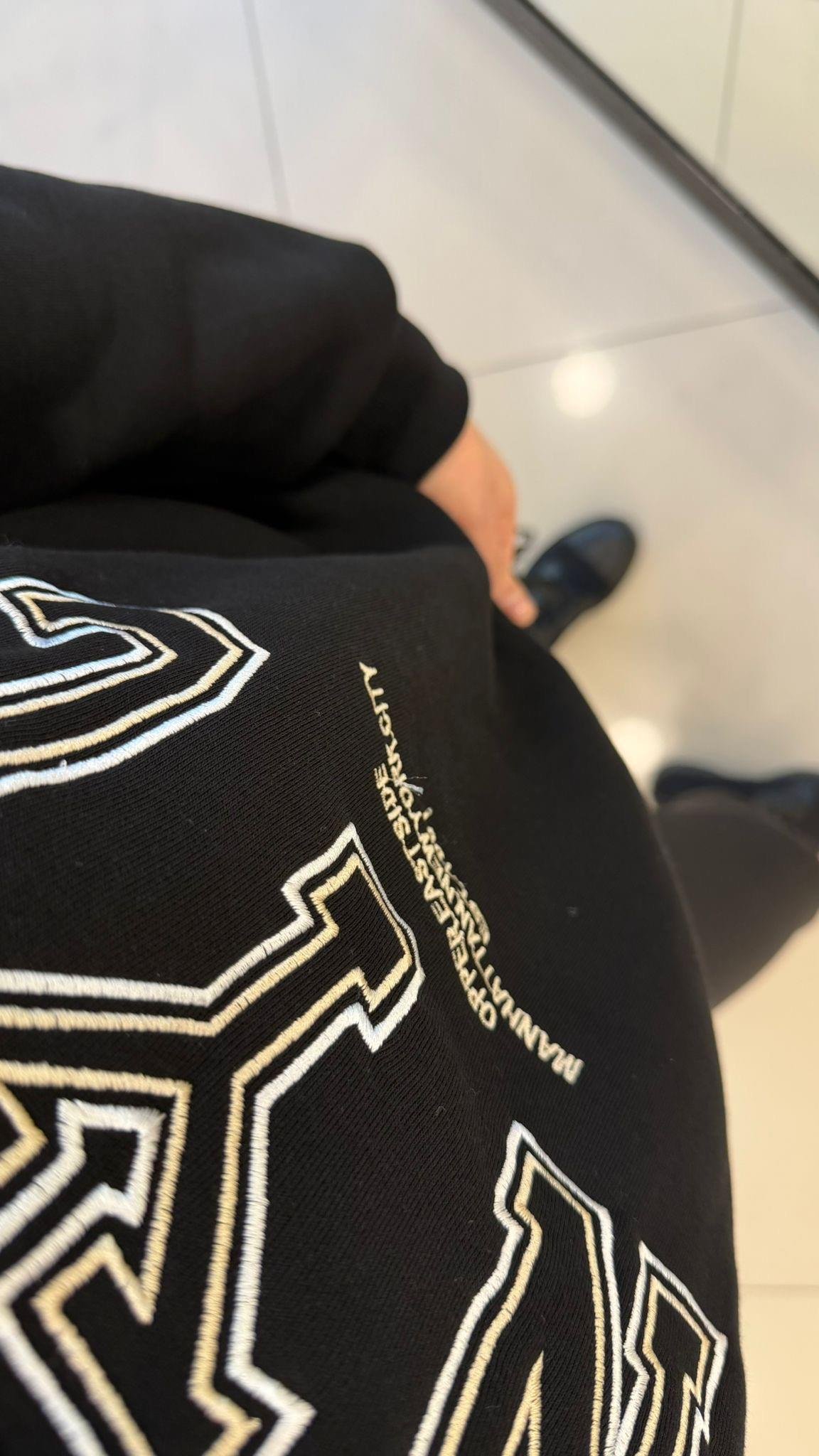 YAZI DETAYLI FERMUARLI SWEAT