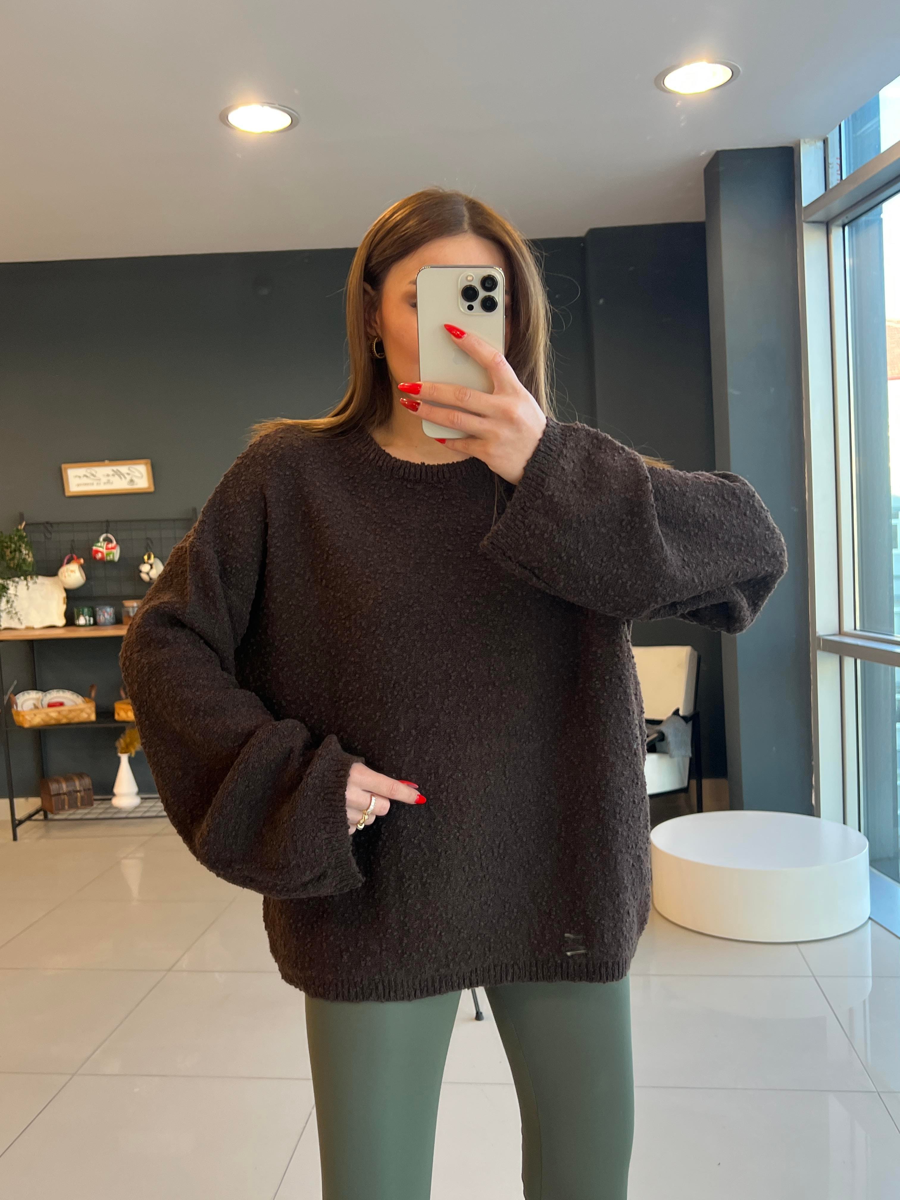 YUMUŞAK DOKULU BASİC KAZAK KAHVE