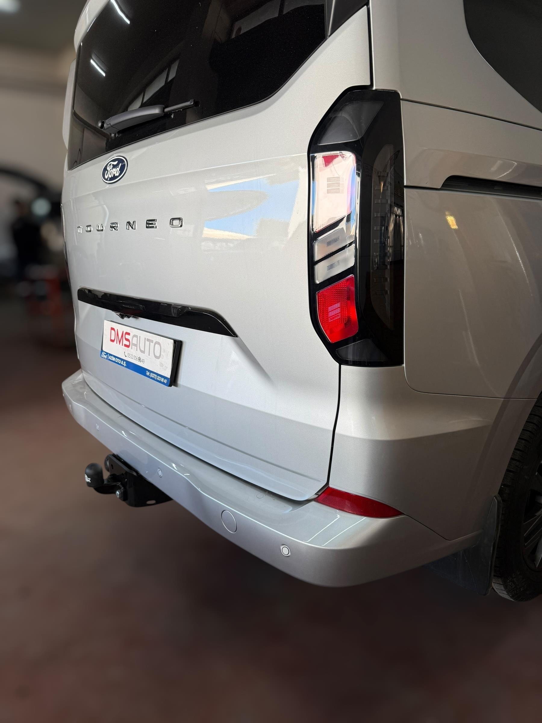 HOOK-Ford Transit Custom 2023- Çeki Demiri