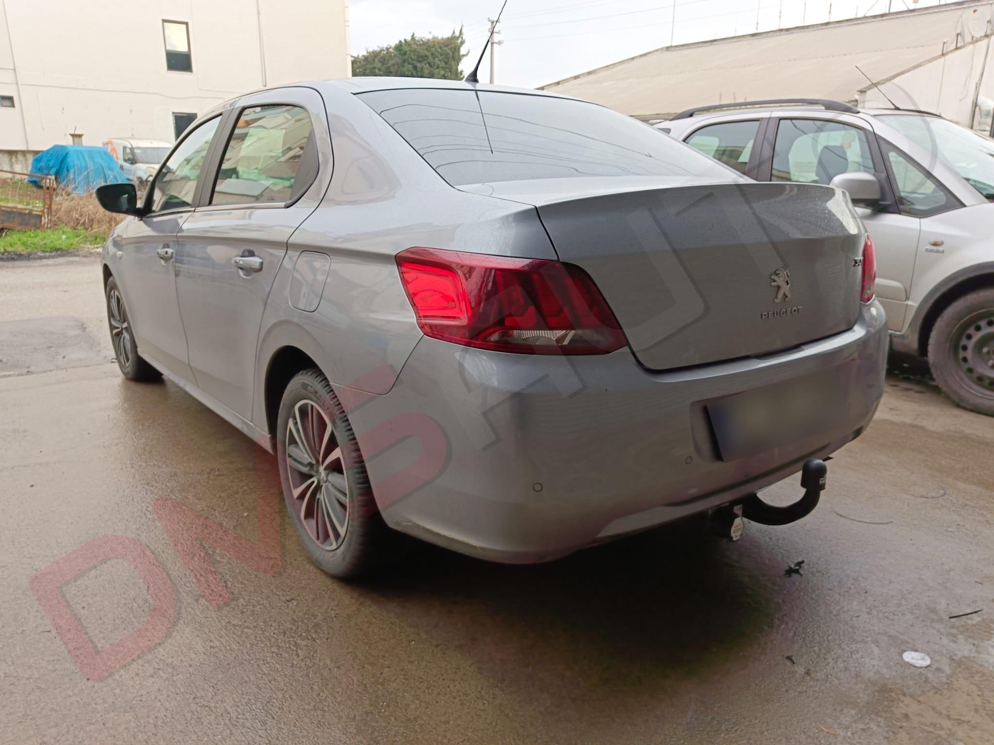 HOOK-Peugeot 301 2012 ve Sonrası Sedan Çeki Demiri