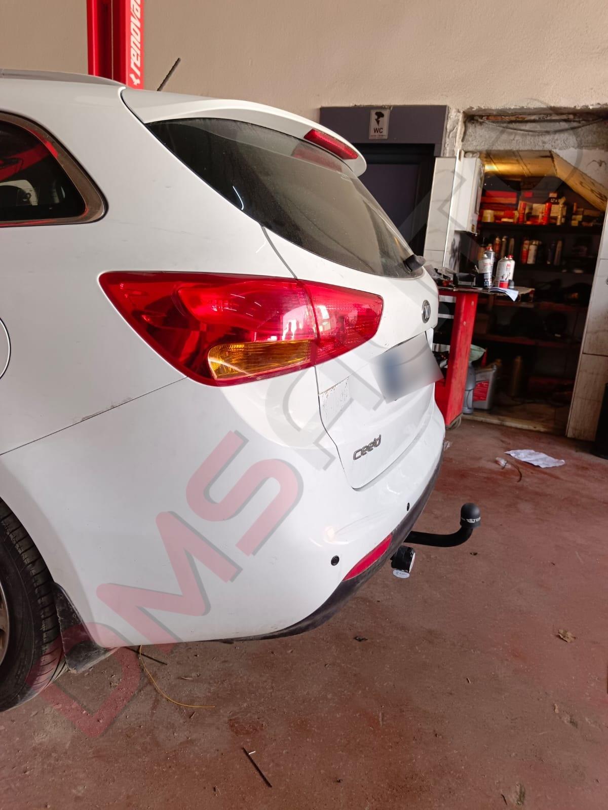 KİA Ceed 2012-2018  Çeki Demiri Stationwagon