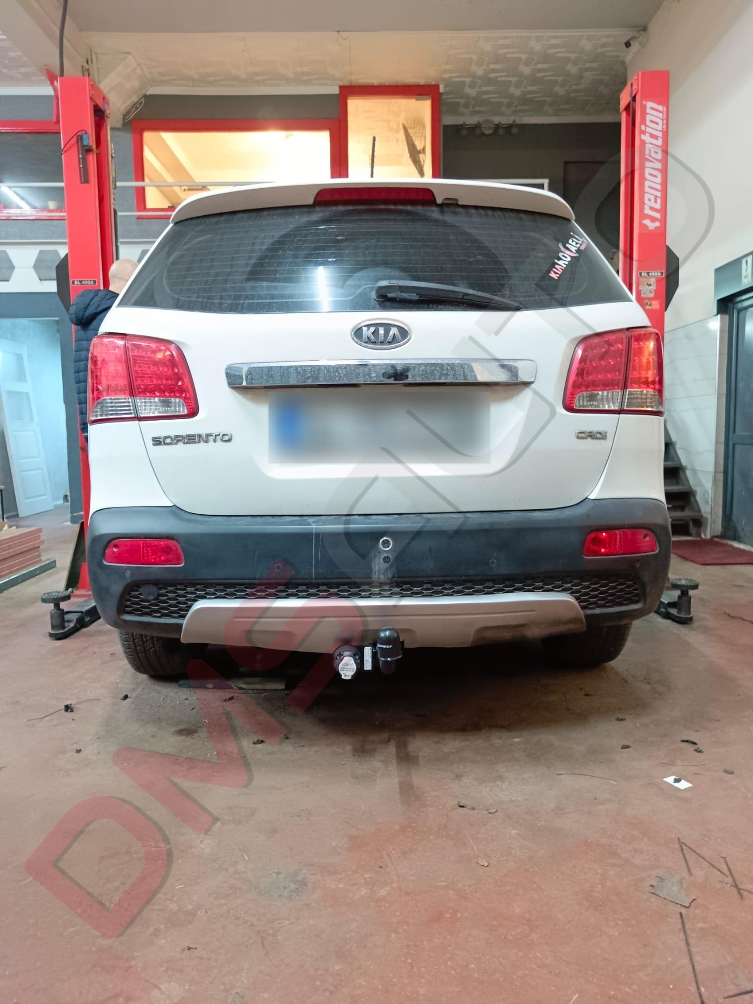 KİA Sorento 2009-2012  Çeki Demiri