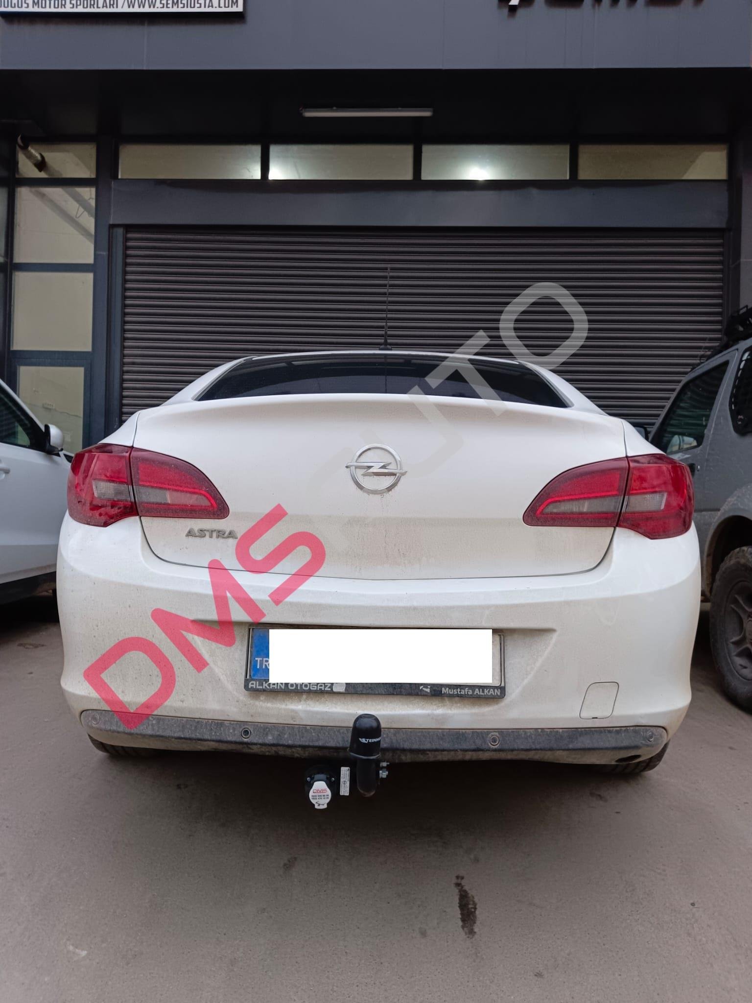 OPEL Astra (J) 2012-2019 Çeki Demiri Sedan