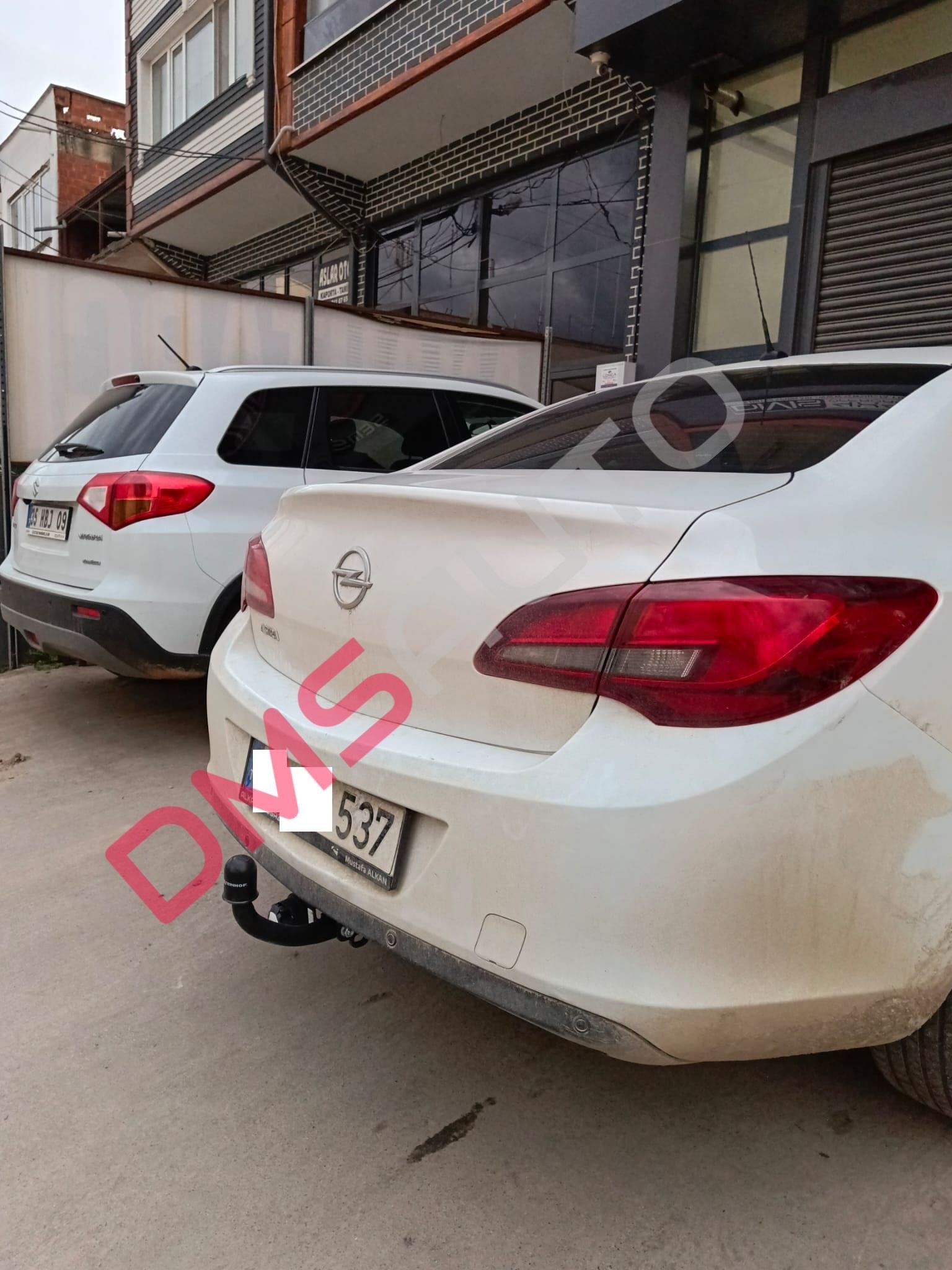 OPEL Astra (J) 2012-2019 Çeki Demiri Sedan