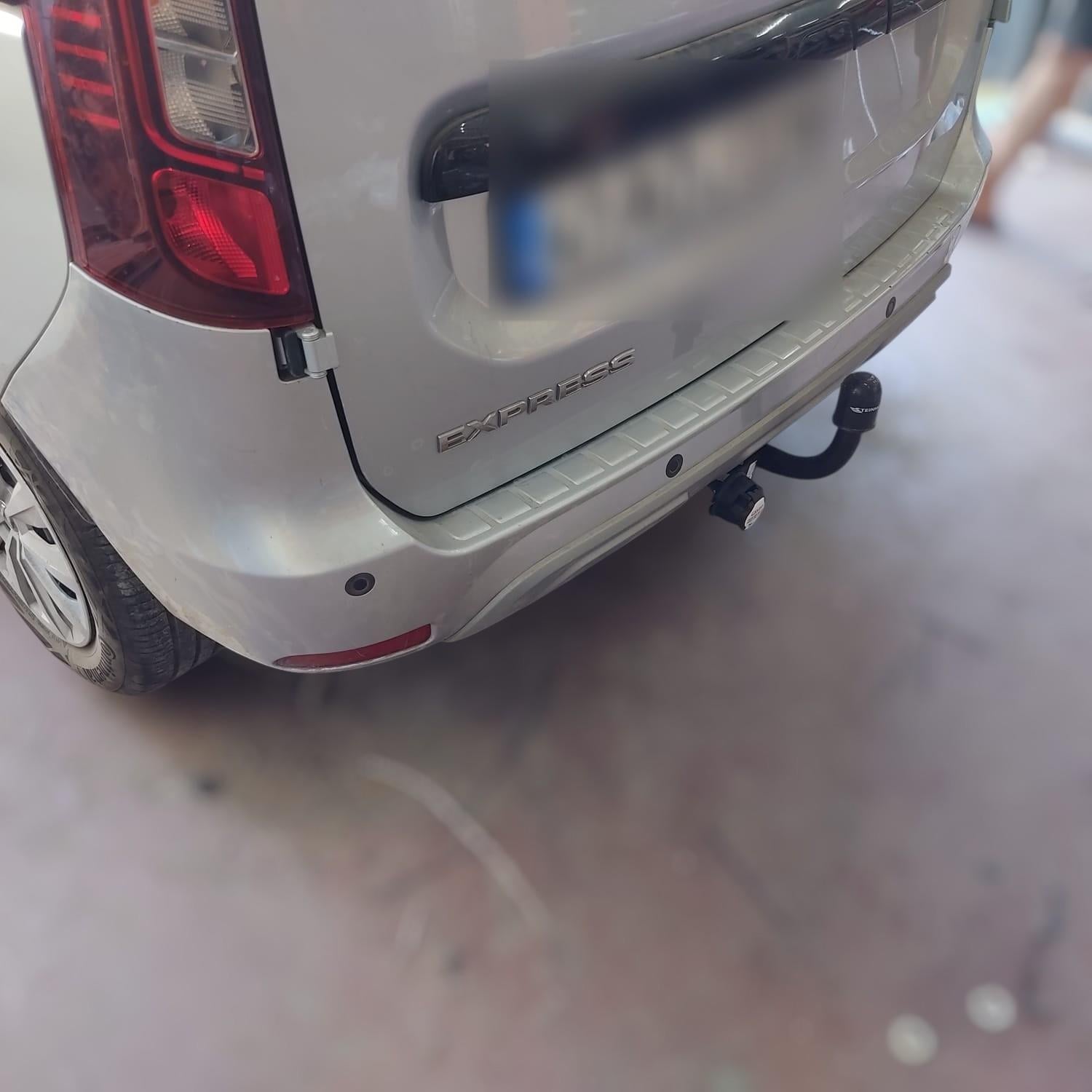 RENAULT Express 2021 Sonrası   Çeki Demiri