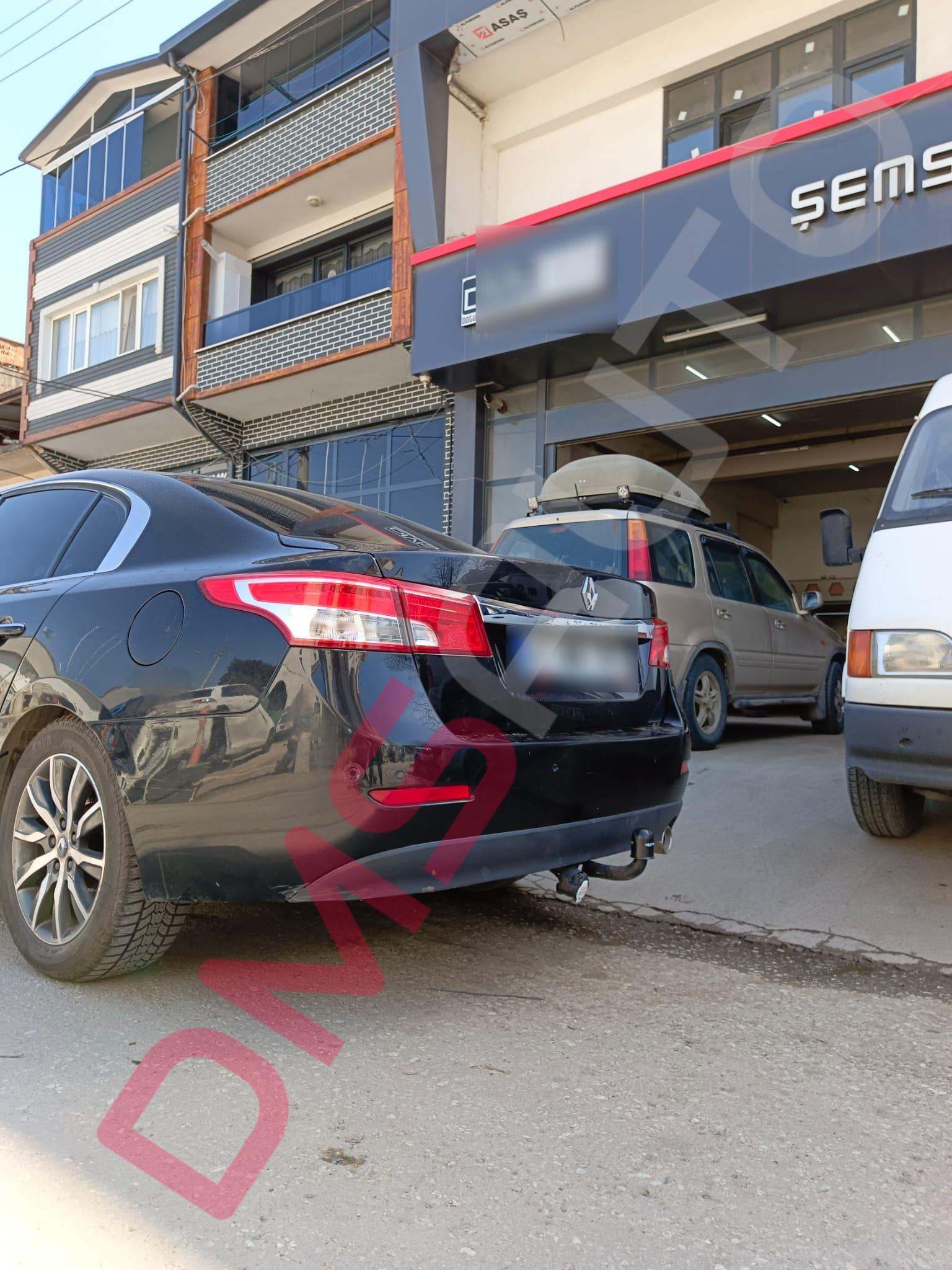 RENAULT Latitude 2010 Sonrası  Çeki Demiri