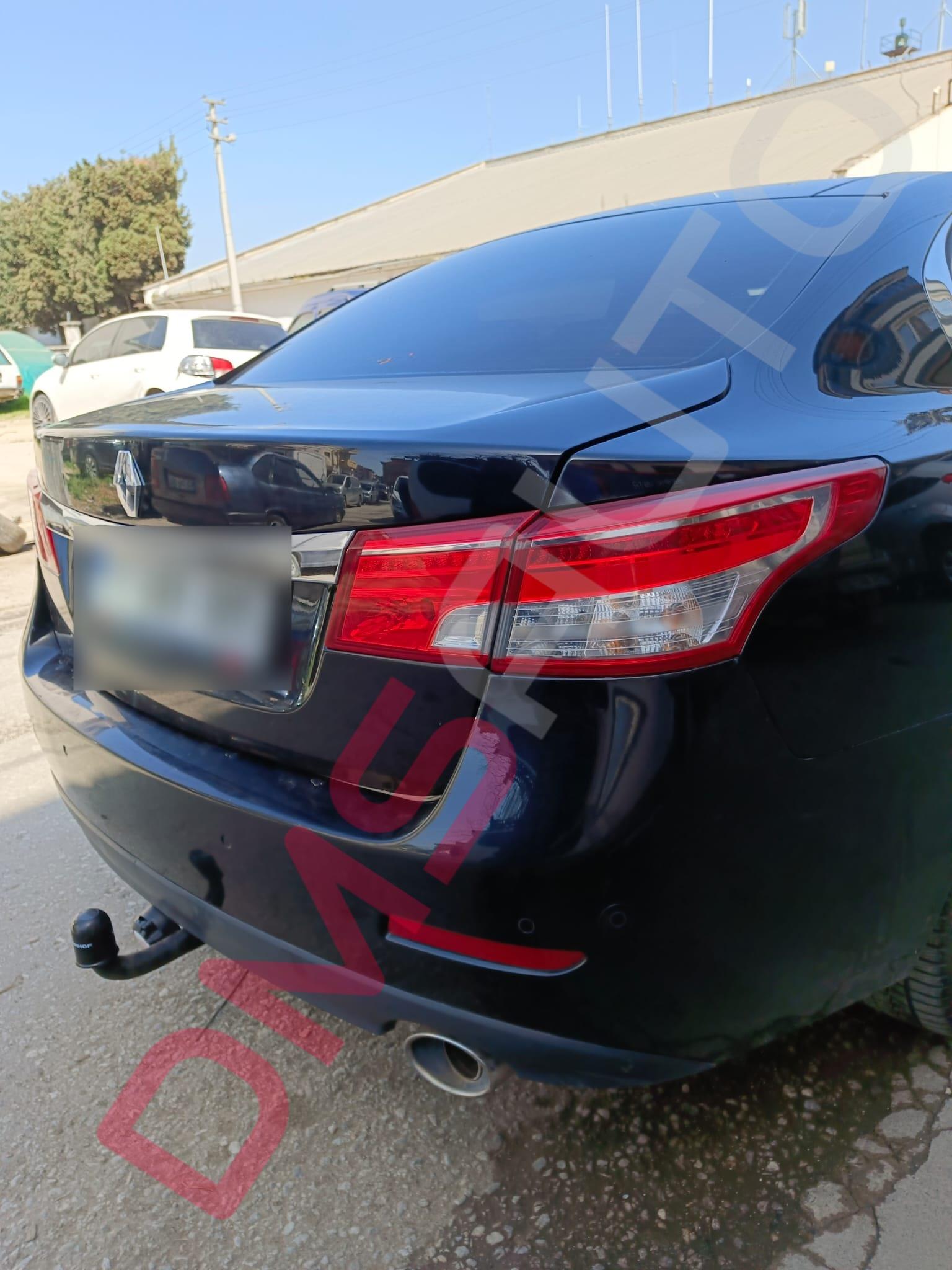 RENAULT Latitude 2010 Sonrası  Çeki Demiri