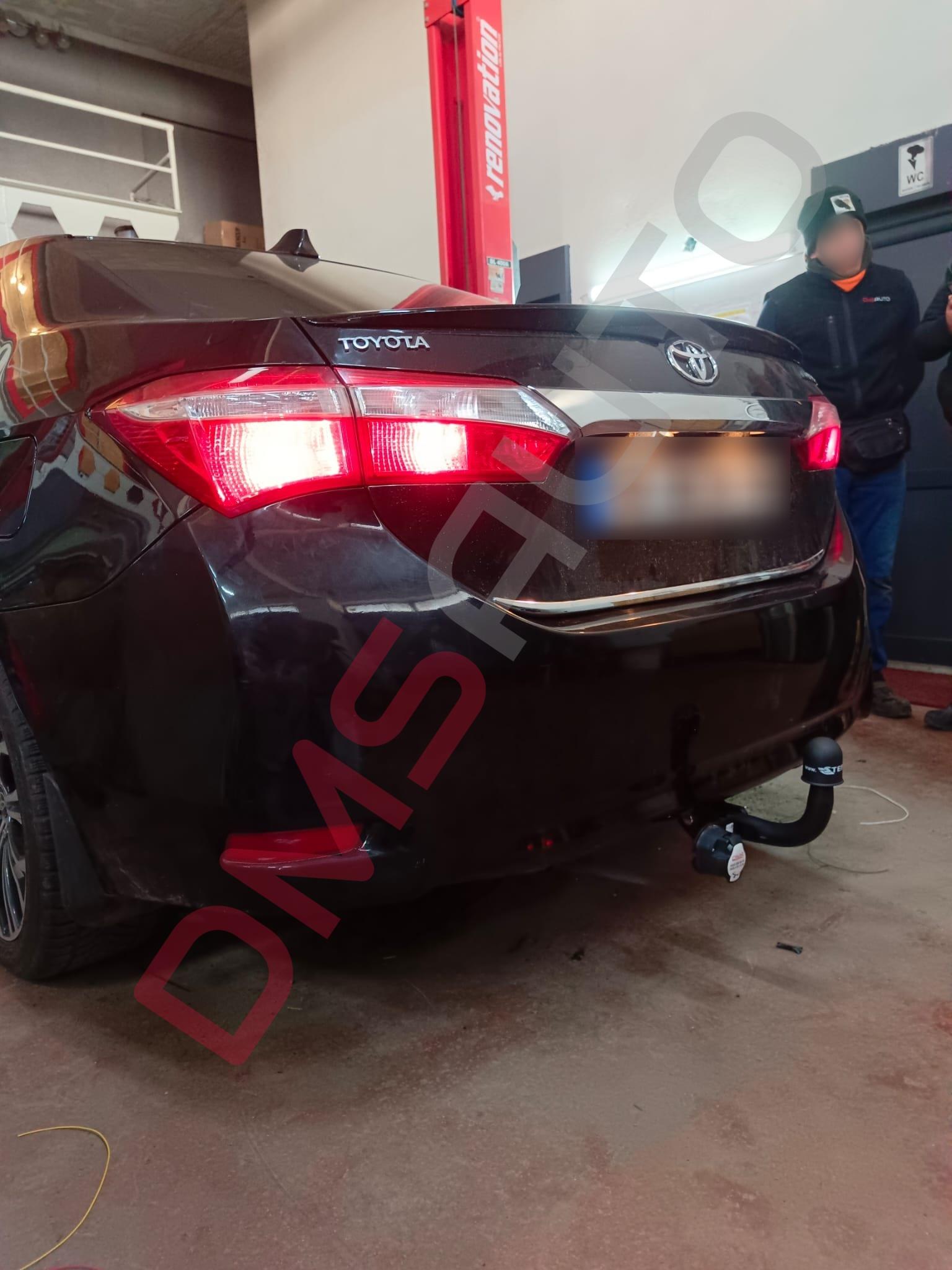 Toyota Corolla 2013-2019 Çeki Demiri  Sedan  (E18 Kasa)