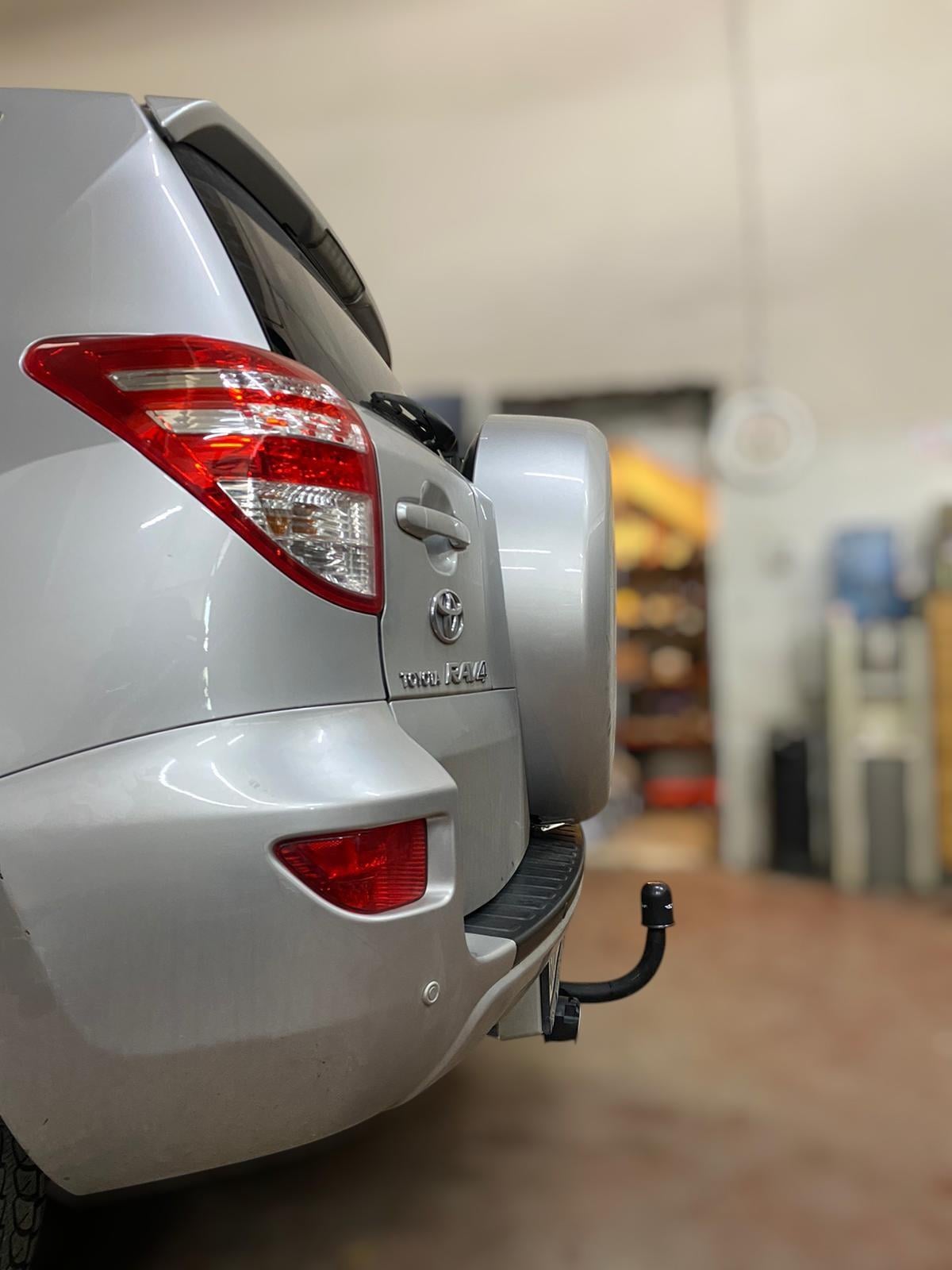 Toyota RAV - 4 III 2006-2013 Çeki Demiri   Kuğu Boynu (STEPNELİ)