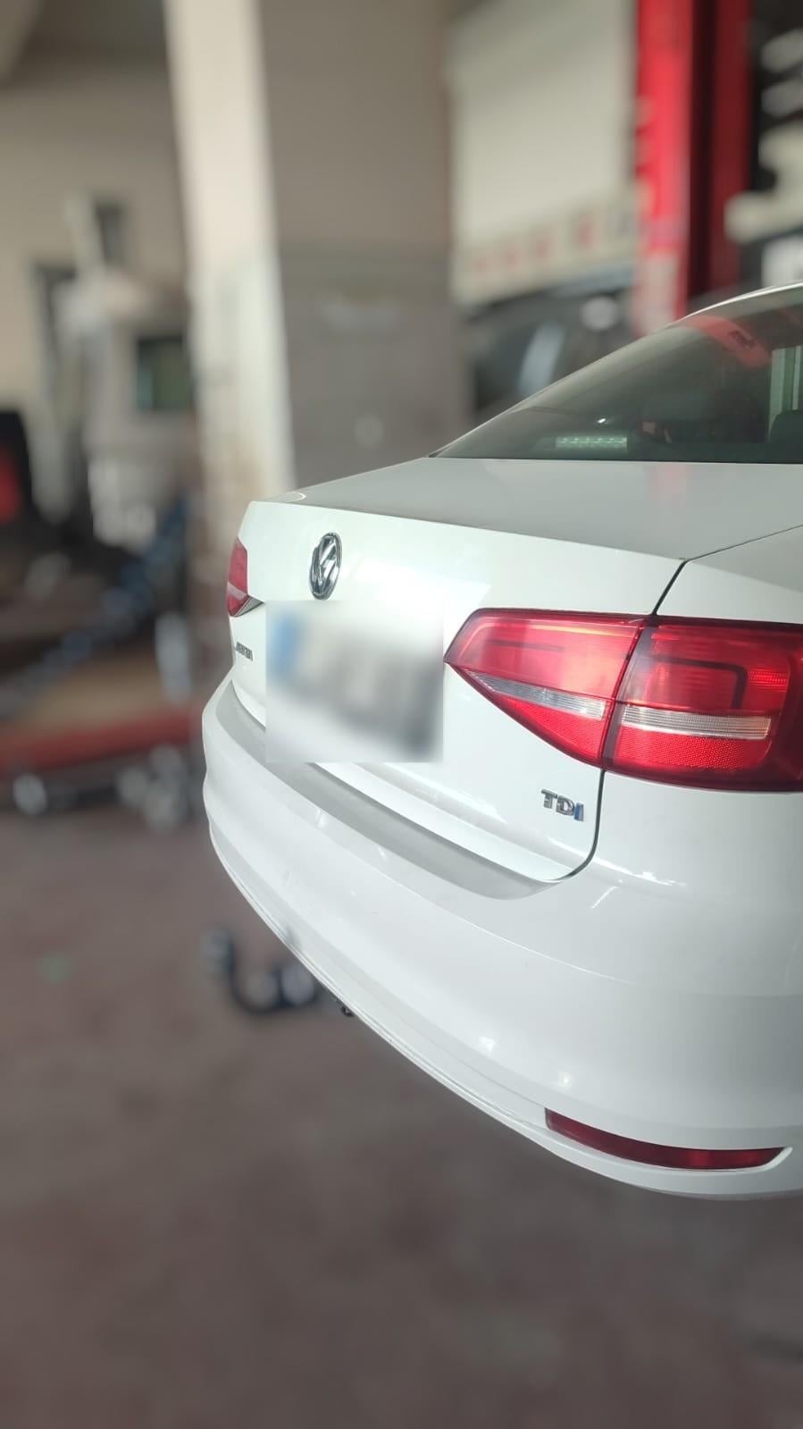 Volkswagen Jetta 2011 Sonrası  Çeki Demiri Sedan 