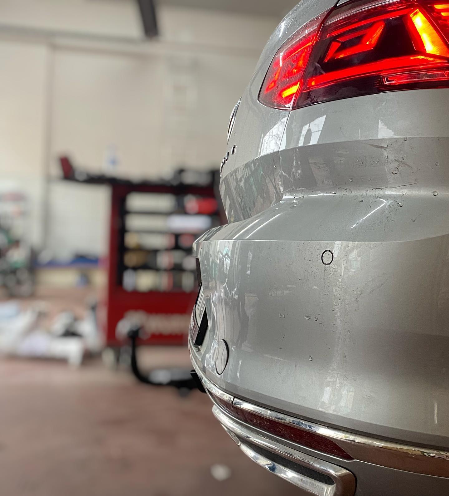 Volkswagen Passat 2010- Sonrası Çeki Demiri Sedan,Stationwagon (B7 ve B8  Kasaya uygun)DİKEY SÖKÜLÜR