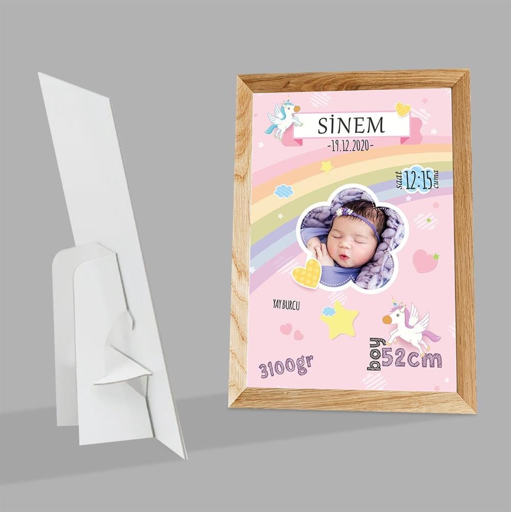 Kız Bebek Çerçeve Görünümlü Ayaklı Doğum Panosu (Unicorn)