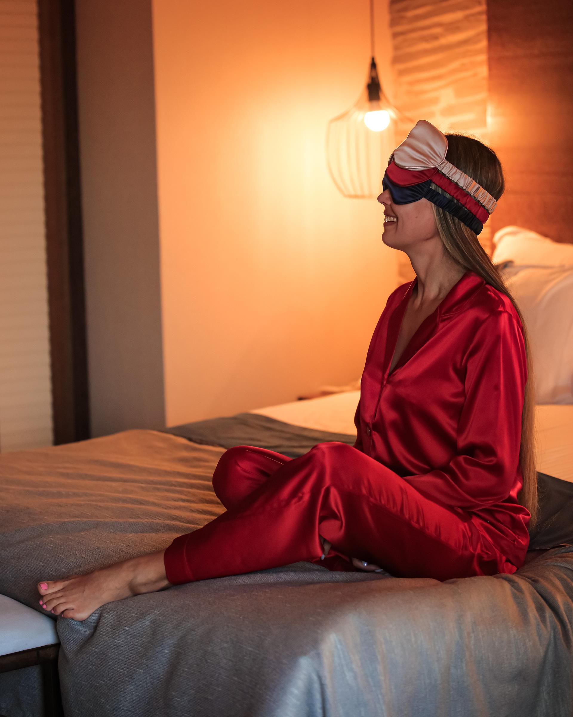 Kırmızı Saf İpek Saten Pijama Takımı