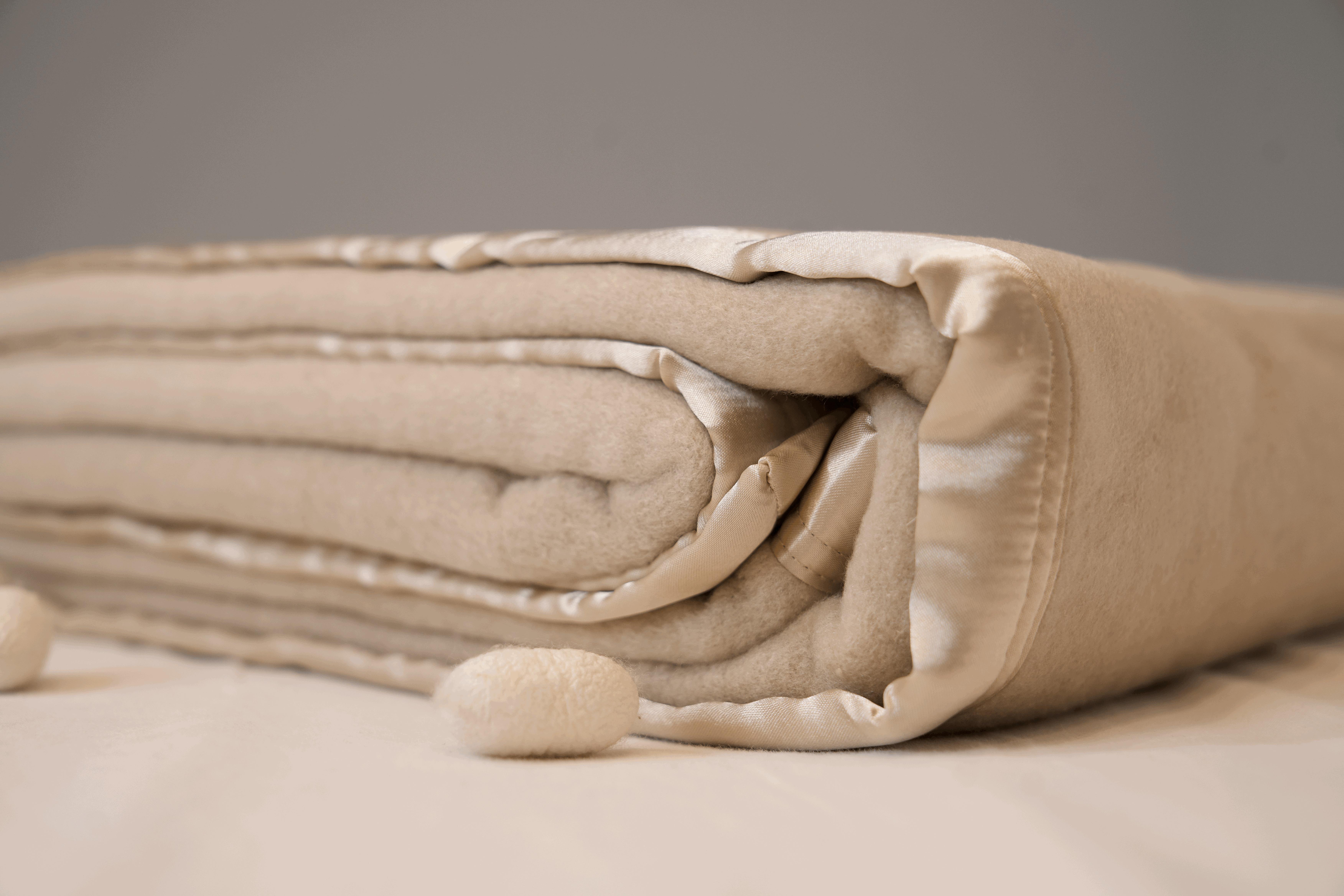 Champagne Satin Edged Pure Silk Blanket