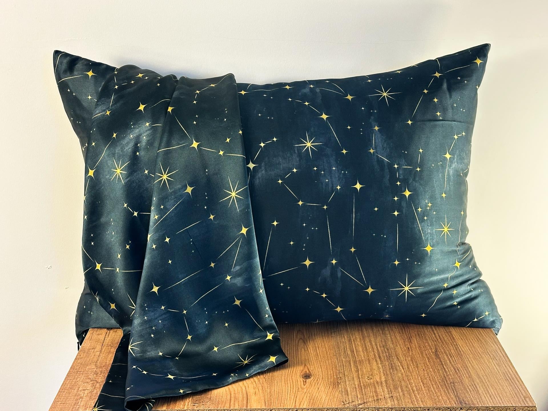 Starry Night - Saf İpek Yastık Kılıfı 