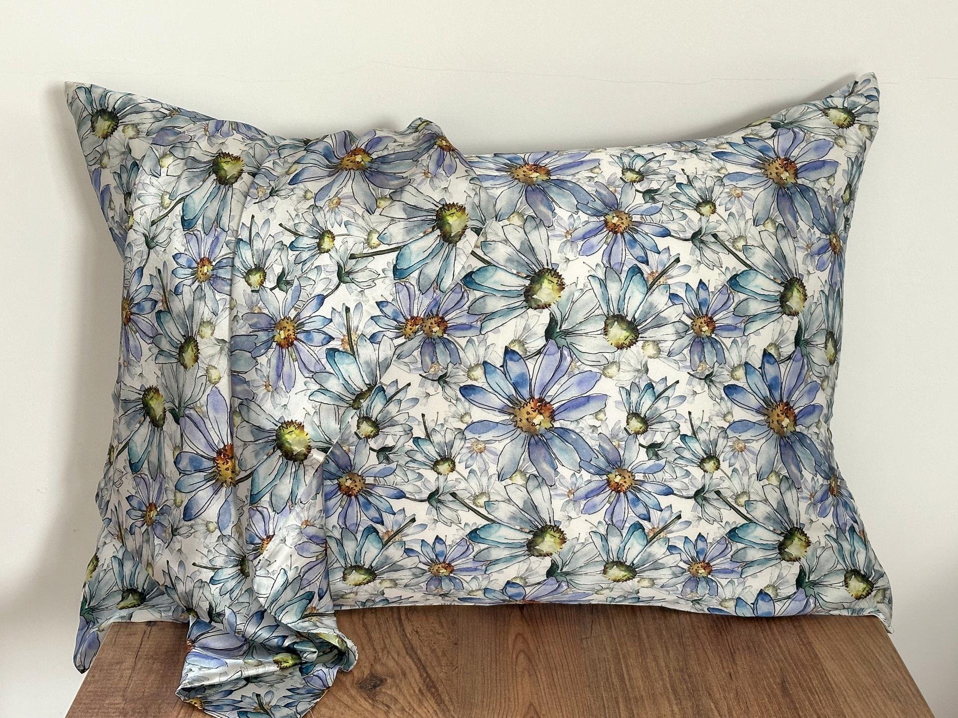 Watercolor Daisy - Saf İpek Yastık Kılıfı 