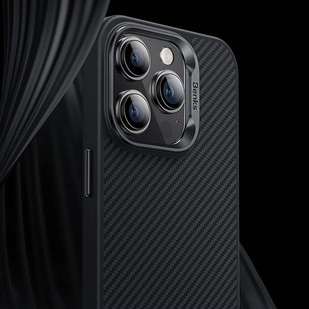Apple iPhone 14 Pro Max Kılıf Karbon Fiber M-safe Şarj Özellikli Benks Hybrid ArmorPro 600D Kevlar Kapak