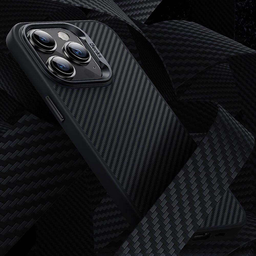 Apple iPhone 14 Pro Max Kılıf Karbon Fiber M-safe Şarj Özellikli Benks Hybrid ArmorPro 600D Kevlar Kapak
