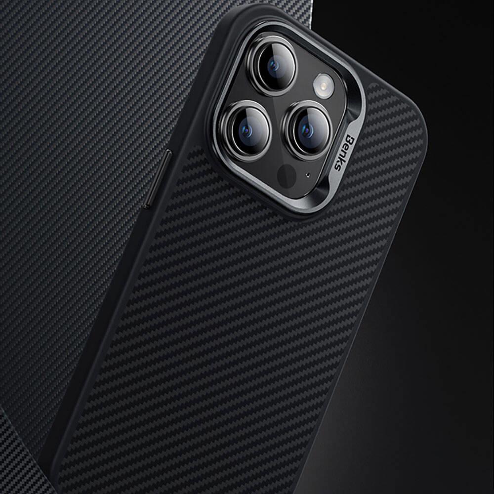 Apple iPhone 14 Pro Max Kılıf Karbon Fiber M-safe Şarj Özellikli Benks Hybrid ArmorPro 600D Kevlar Kapak