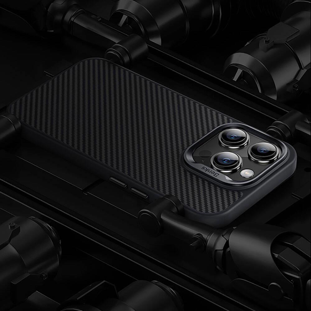 Apple iPhone 14 Pro Max Kılıf Karbon Fiber M-safe Şarj Özellikli Benks Hybrid ArmorPro 600D Kevlar Kapak