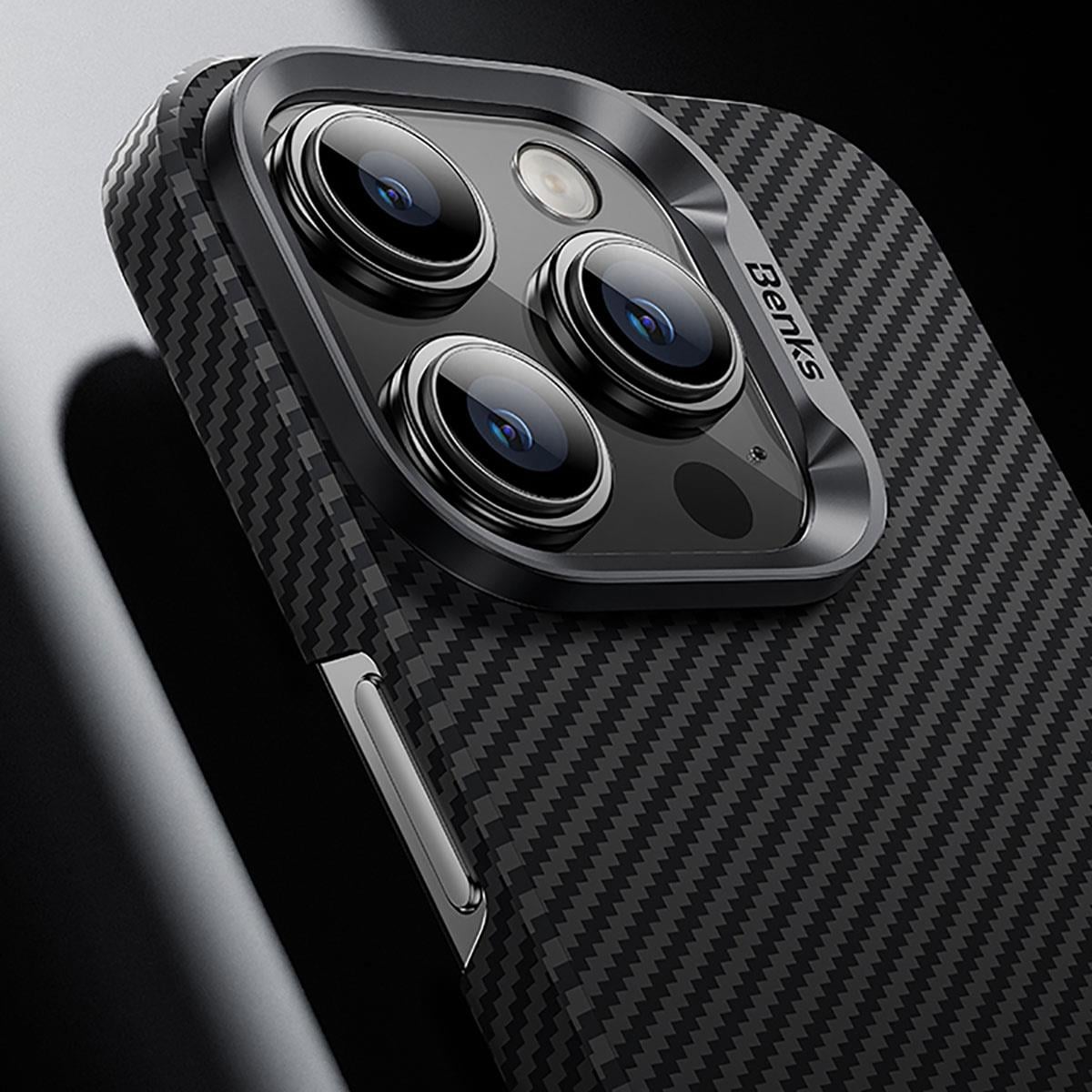 Apple iPhone 15 Plus Kılıf M-safe Özellikli Karbon Fiber Benks Essential ArmorAir 600D Kevlar Kapak