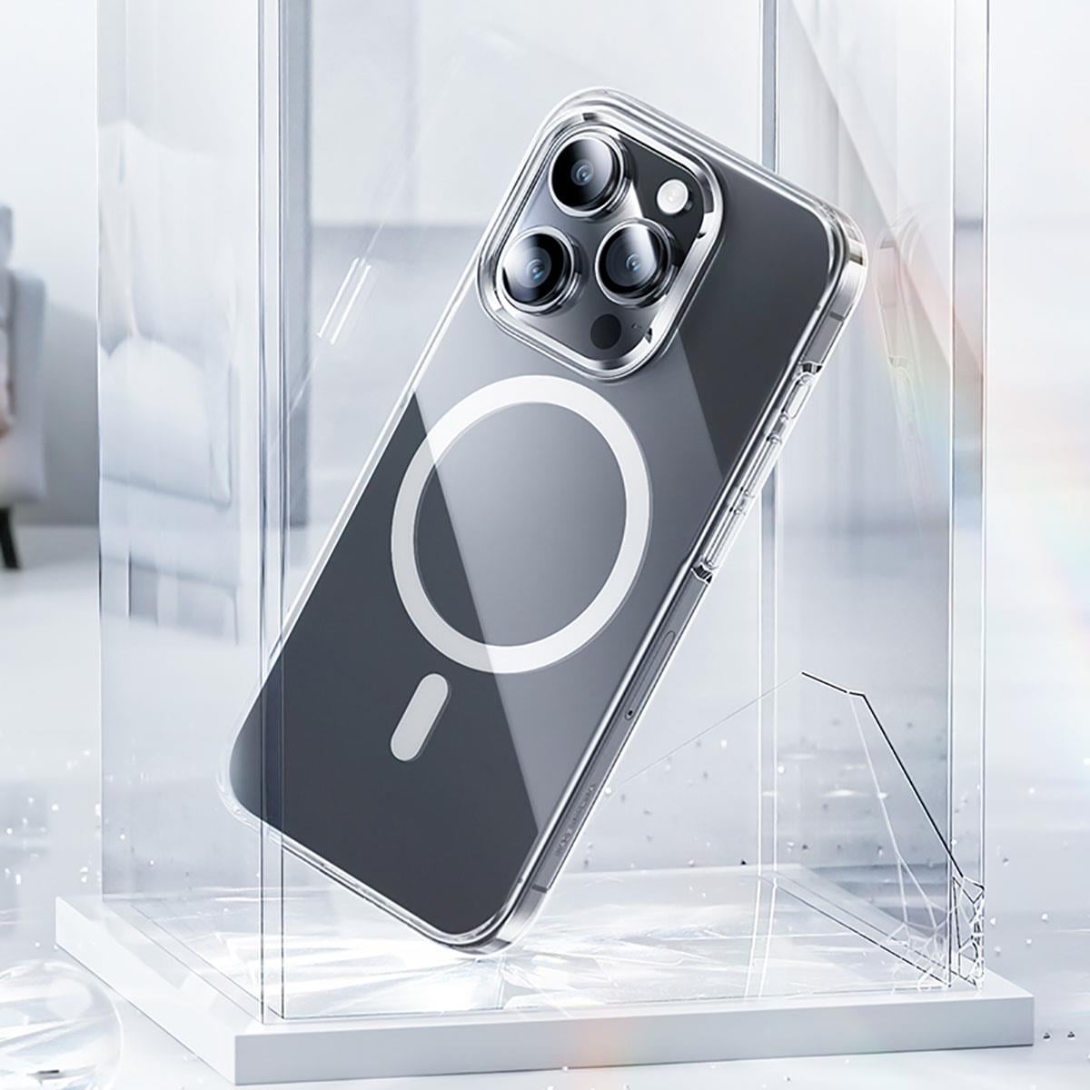 Apple iPhone 15 Plus Kılıf M-safe Şarj Özellikli Benks ​​​​​​Crystal Serisi Şeffaf Kapak