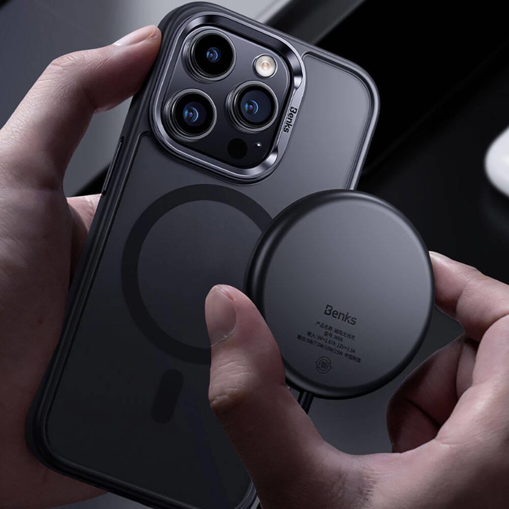 Apple iPhone 15 Plus Kılıf M-safe Şarj Özellikli Benks Mist Protective Kapak