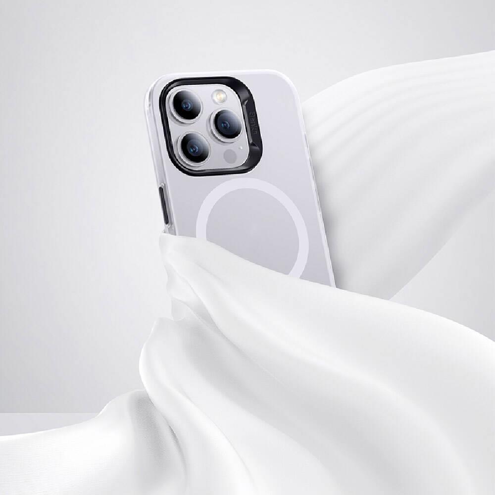 Apple iPhone 15 Pro Kılıf M-safe Şarj Özellikli Benks Lucid Armor Kapak