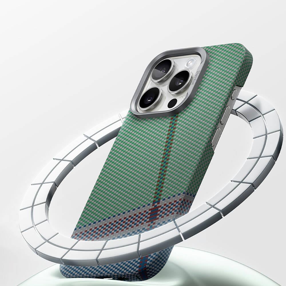 Apple iPhone 15 Pro Max Kılıf M-safe Şarj Özellikli Karbon Fiber Tasarımlı Benks Passion Green ArmorAir Kevlar Kapak