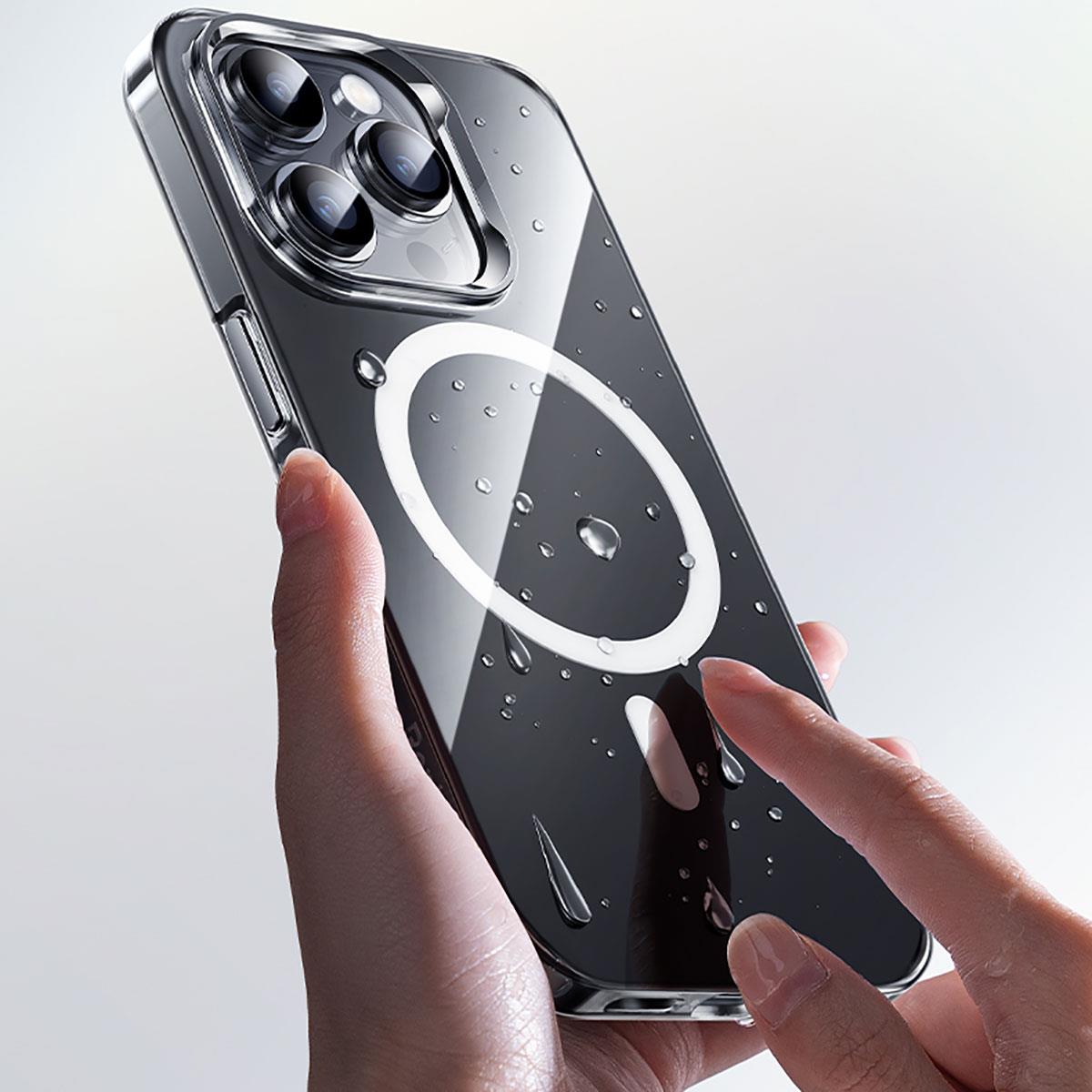 Apple iPhone 15 Pro Max Kılıf M-safe Şarj Özellikli Benks ​​​​​​Crystal Serisi Şeffaf Kapak