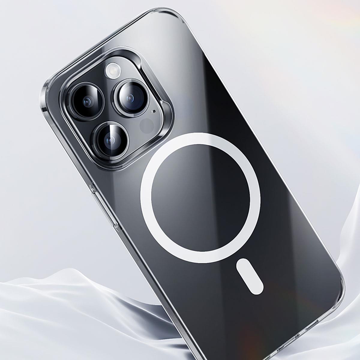 Apple iPhone 15 Pro Max Kılıf M-safe Şarj Özellikli Benks ​​​​​​Crystal Serisi Şeffaf Kapak
