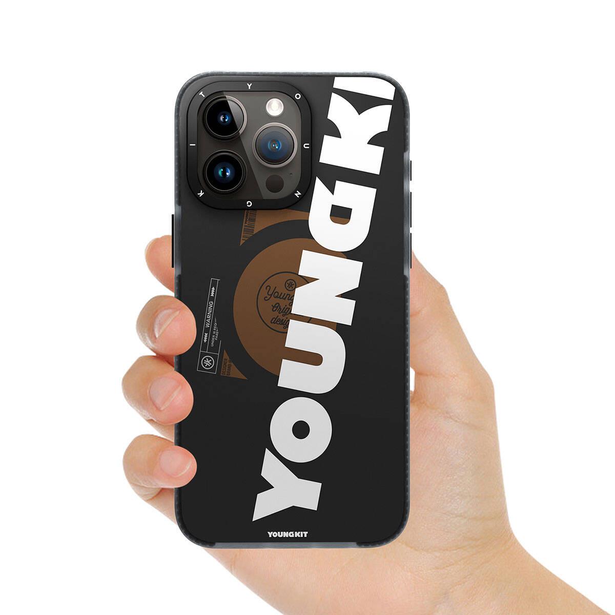 Apple iPhone 15 Pro Max Kılıf M-safe Şarj Özellikli Youngkit Binfen Serisi Yazı Temalı Kapak