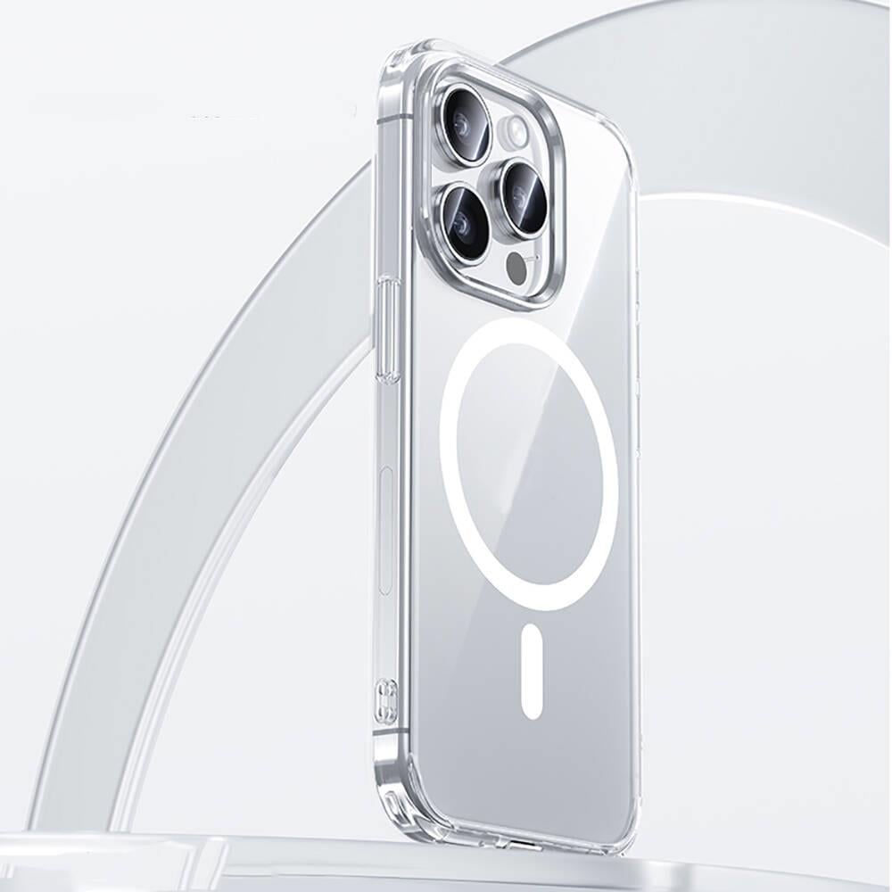 Apple iPhone 15 Pro Max Kılıf M-safe Şarj Özellikli Airbagli Şeffaf Benks LucentPro Serisi Kapak