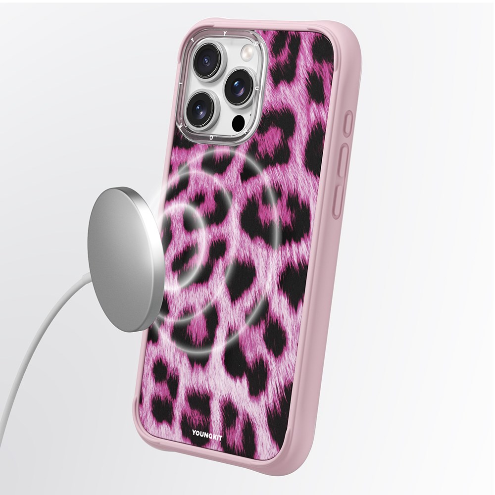 Apple iPhone 15 Pro Max Kılıf M-safe Şarj Özellikli Karbon Fiber Tasarımlı Benks Aurora ArmorAir Kevlar Kapak