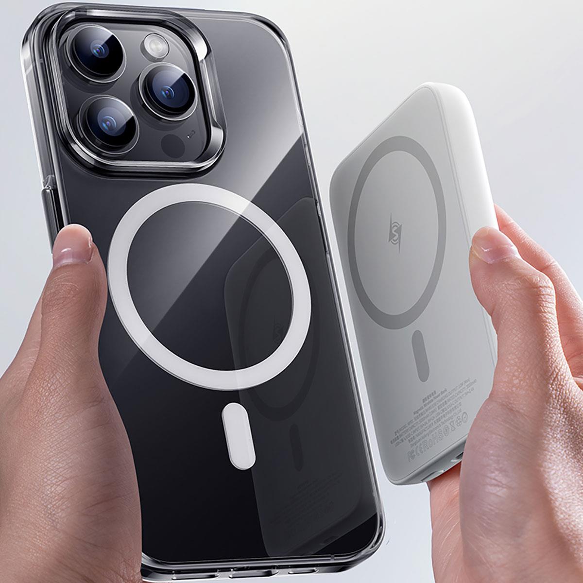 Apple iPhone 15 Pro Max Kılıf M-safe Şarj Özellikli Benks ​​​​​​Crystal Serisi Şeffaf Kapak