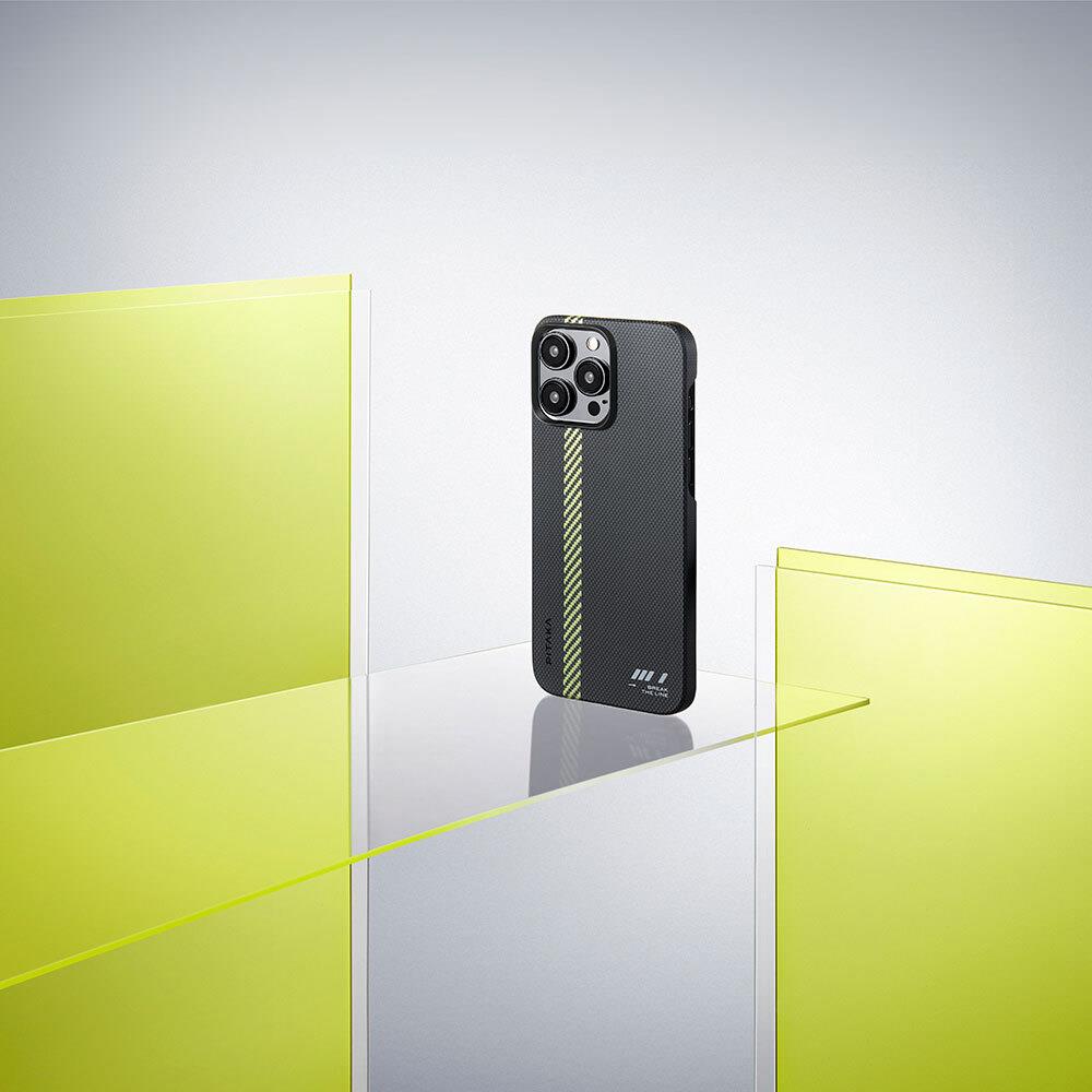 Apple iPhone 15 Pro Max Kılıf M-safe Şarj Özellikli Aramid Fiber Pitaka Tactile Woven Break The Line Kapak