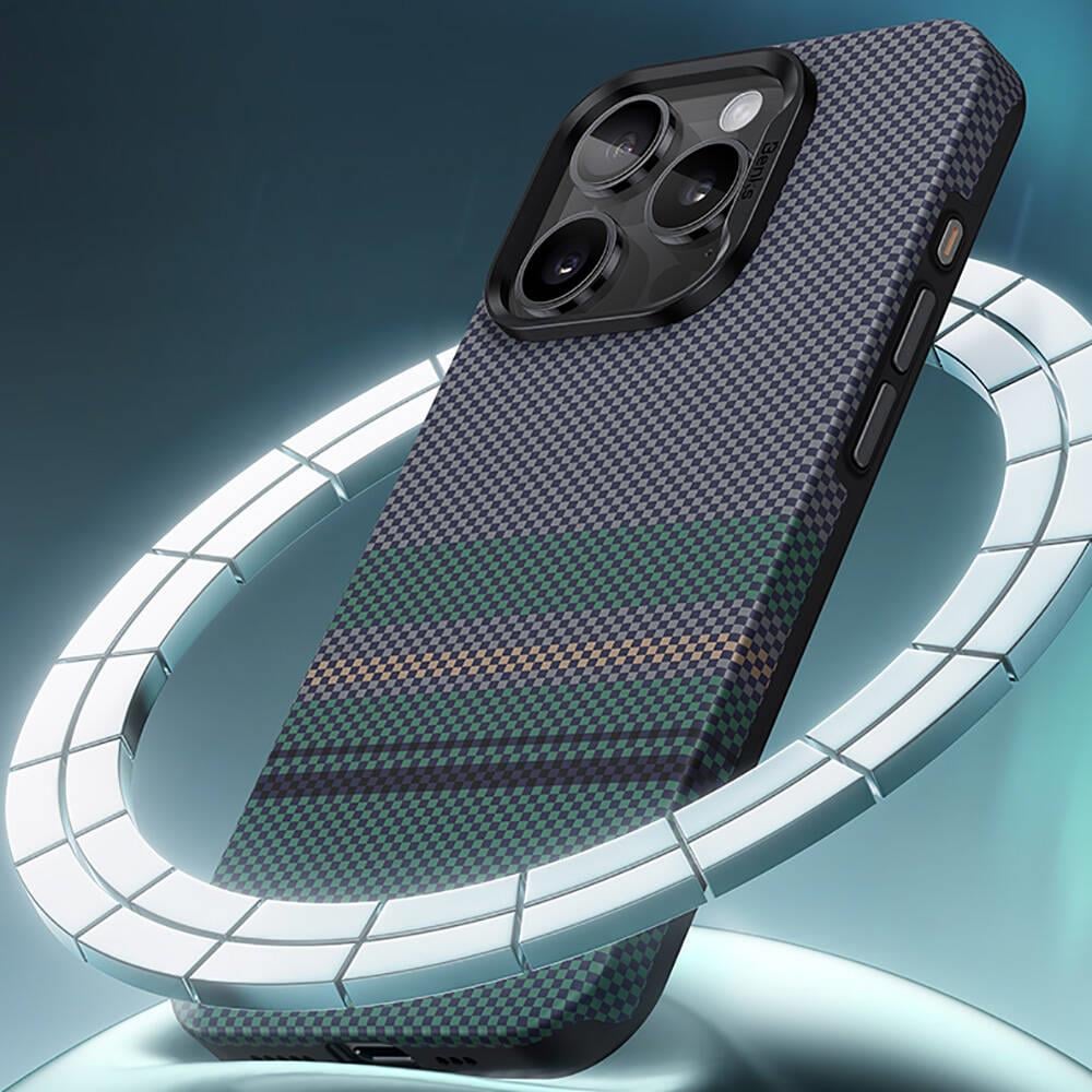 Apple iPhone 15 Pro Max Kılıf M-safe Şarj Özellikli Karbon Fiber Tasarımlı Benks Aurora ArmorPro Kevlar Kapak