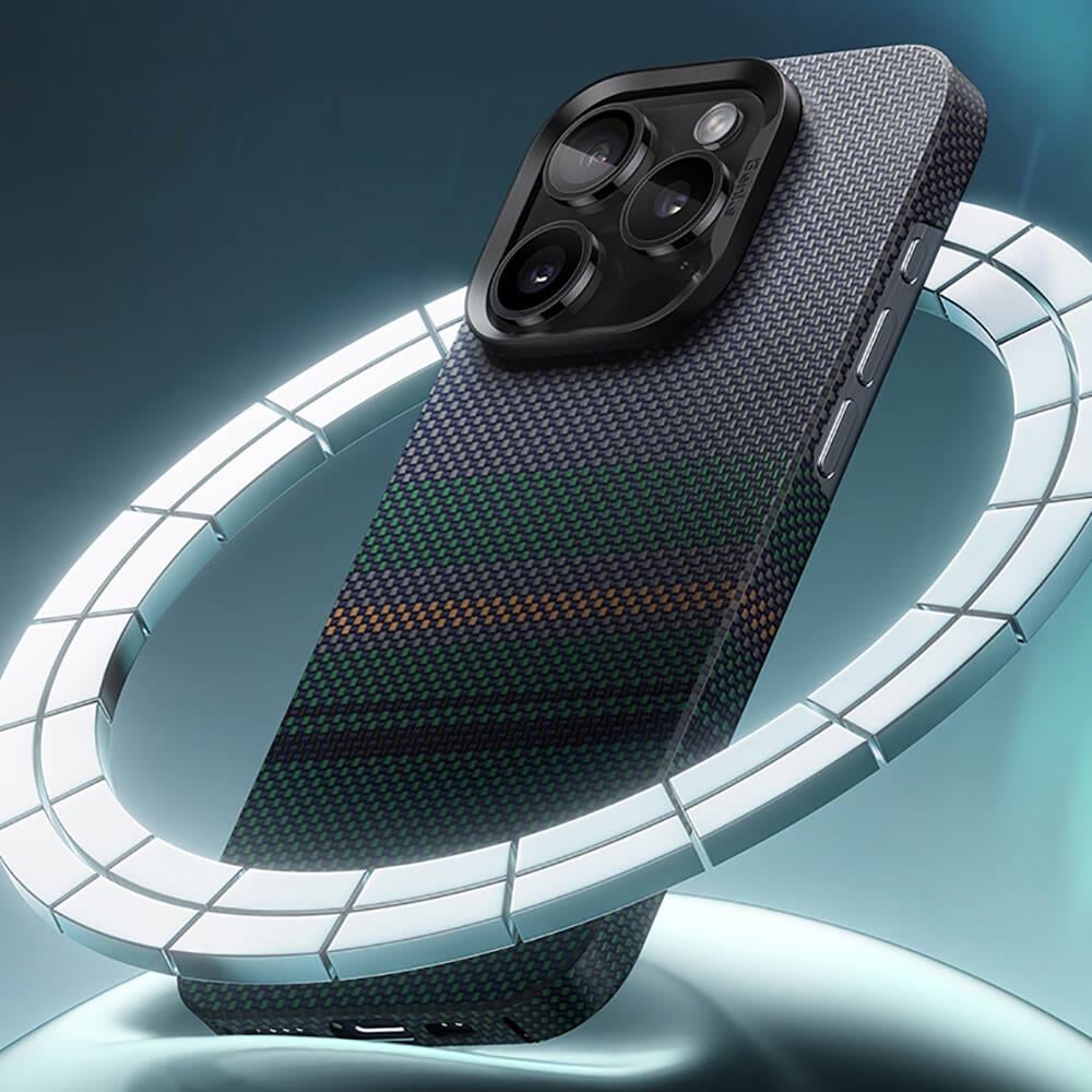 Apple iPhone 15 Pro Max Kılıf M-safe Şarj Özellikli Karbon Fiber Tasarımlı Benks Aurora ArmorAir Kevlar Kapak