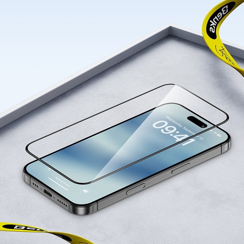 Apple iPhone 16 Pro Max Benks Ultra Shield 0.9mm Çerçeveli 0.3mm Ekran Koruyucu + Kolay Uygulama Aparatlı