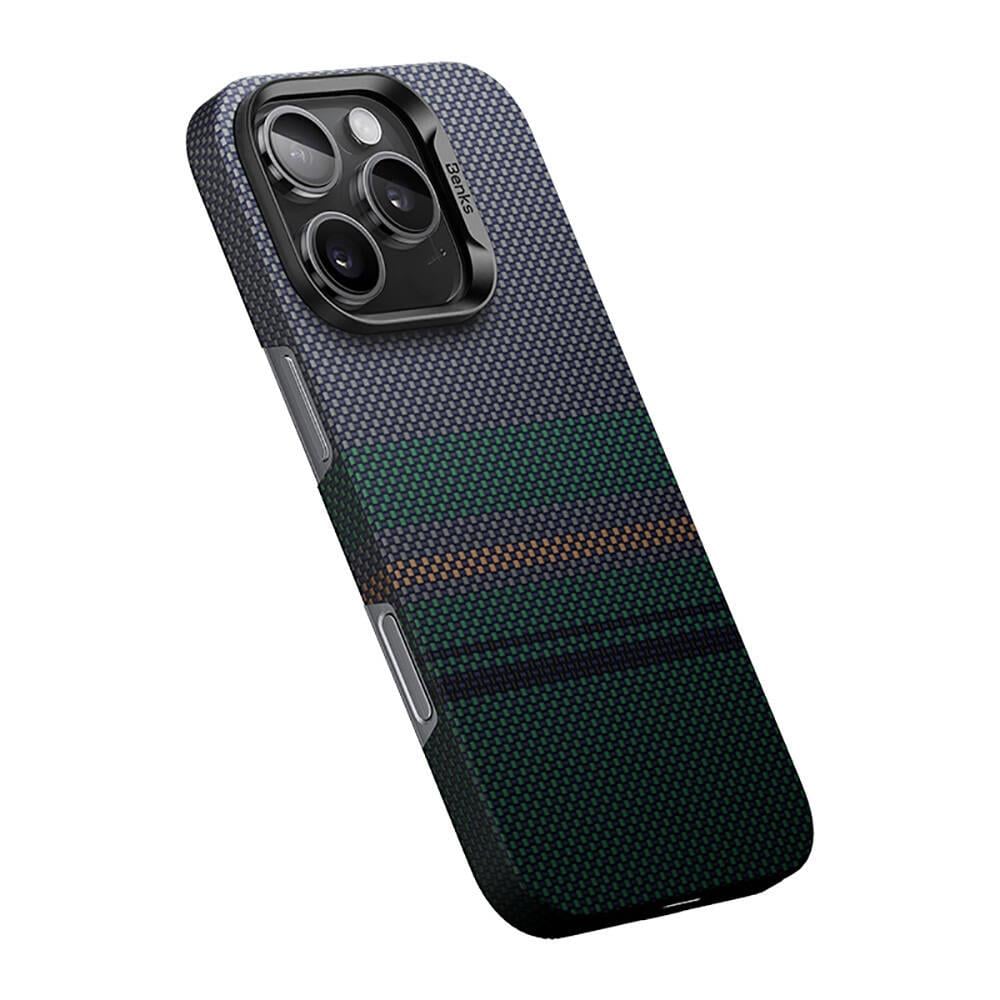 Apple iPhone 16 Pro Max Kılıf M-safe Şarj Özellikli Karbon Fiber Tasarımlı Benks Aurora ArmorAir Kevlar Kapak