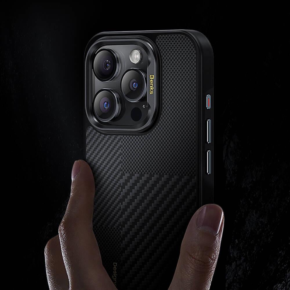 Apple iPhone 16 Pro Max Kılıf M-safe Şarj Özellikli Karbon Fiber Benks Montage Hybrid ArmorPro Kevlar Kapak