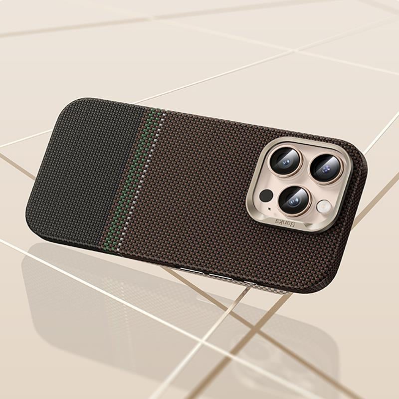 Apple iPhone 16 Pro Max Kılıf M-safe Şarj Özellikli Karbon Fiber Tasarımlı Benks Prestige ArmorPro Kevlar Kapak