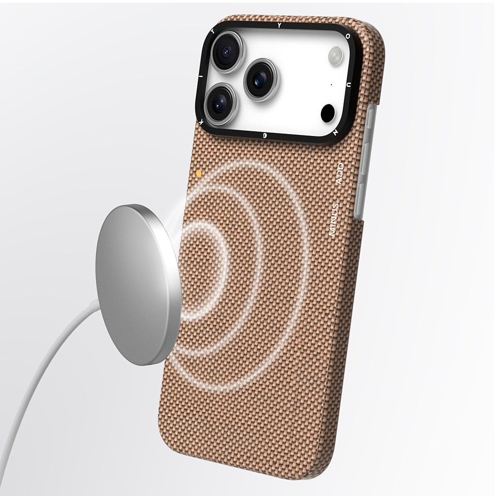 Apple iPhone 17 Pro Kılıf M-safe Şarj Özellikli Aramid Fiber Youngkit 1500D Extreme Wing Titanyum-Gold Serisi Kapak