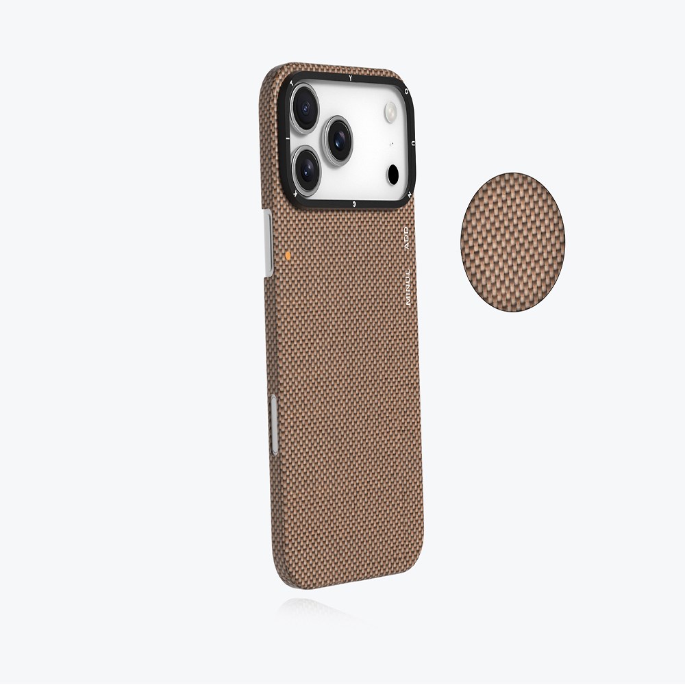 Apple iPhone 17 Pro Max Kılıf M-safe Şarj Özellikli Aramid Fiber Youngkit 1500D Extreme Wing Titanyum-Gold Serisi Kapak