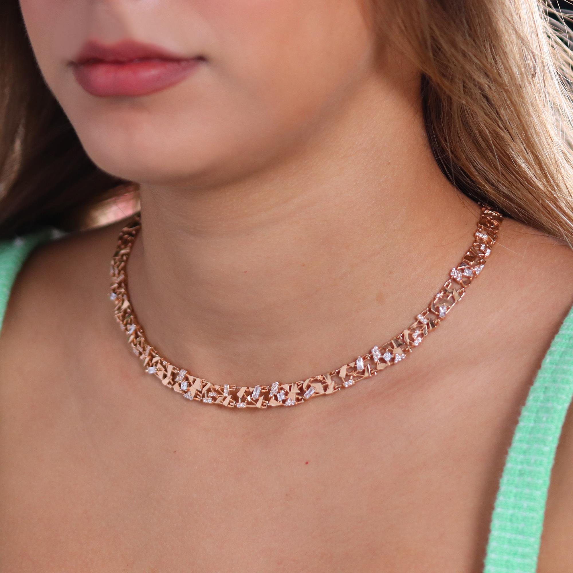 avior-kolye-pembe-altin-45-9b7.jpg