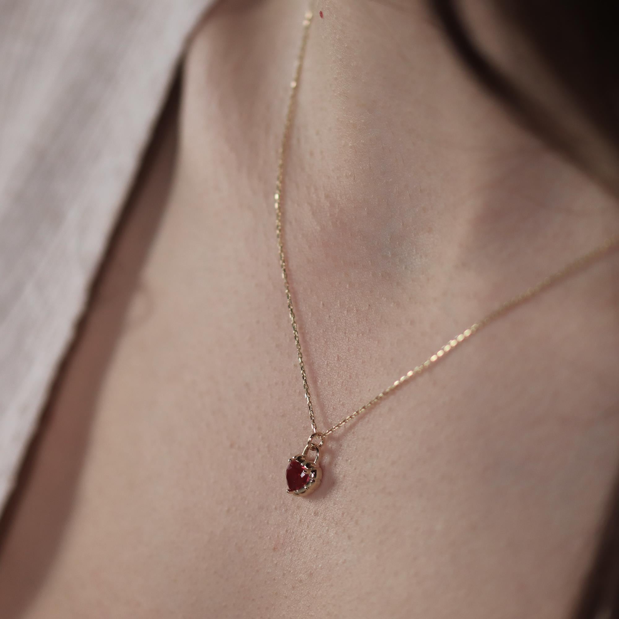 mini-kalp-kolye-pembe-def46c.jpg