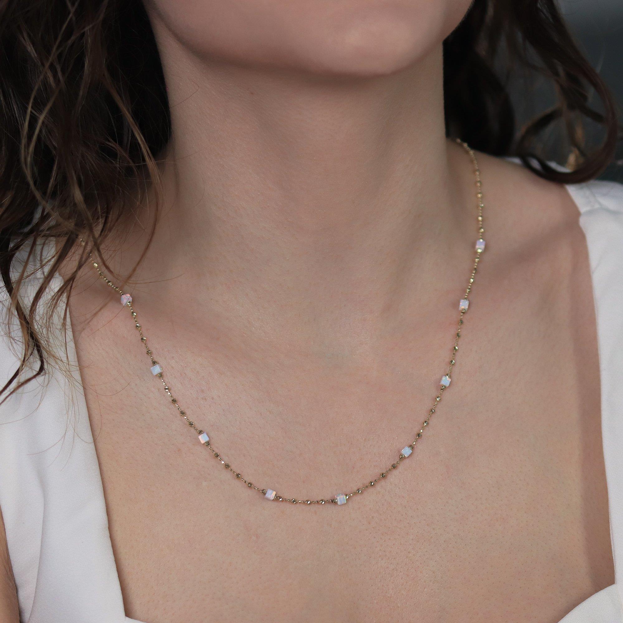 opal-kup-kolye-48293f.jpg